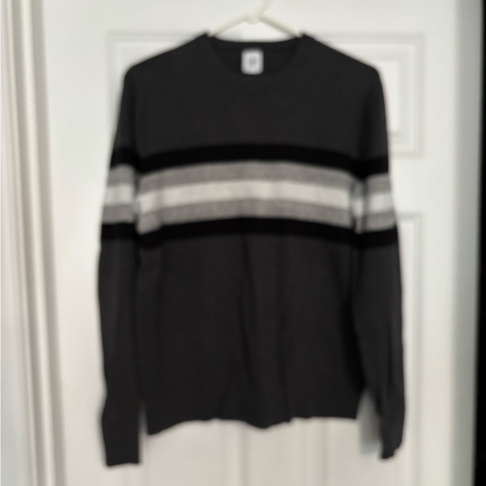 GAP Men’s Sweater
